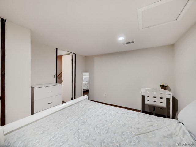 247 Wadsworth Circle, Longmont, CO 80504