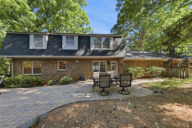 4073 Lake Erin Court, Tucker, GA 30084