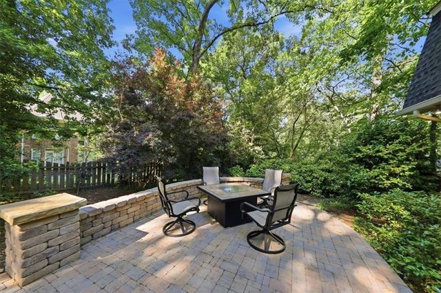 4073 Lake Erin Court, Tucker, GA 30084