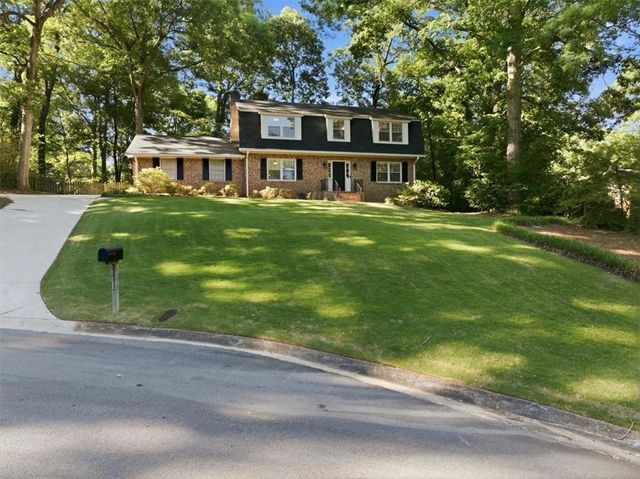 4073 Lake Erin Court, Tucker, GA 30084