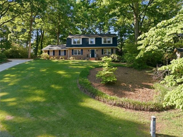 4073 Lake Erin Court, Tucker, GA 30084