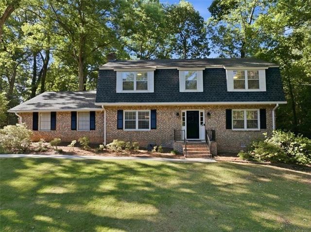 4073 Lake Erin Court, Tucker, GA 30084