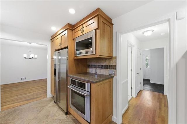 4073 Lake Erin Court, Tucker, GA 30084
