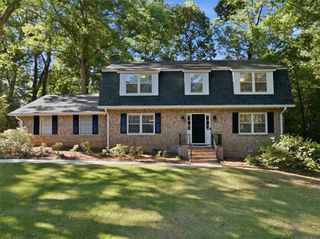 4073 Lake Erin Court, Tucker, GA 30084