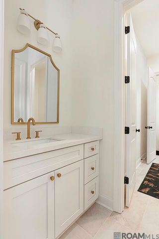 18056 Critter Cove Ln, Livingston, LA 70754