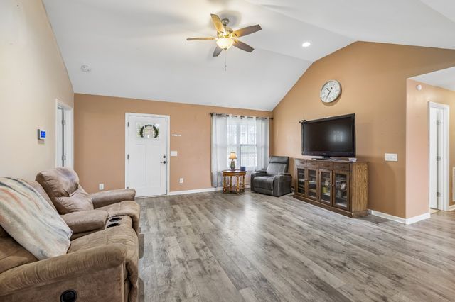 730 Cedar St, Lewisburg, TN 37091