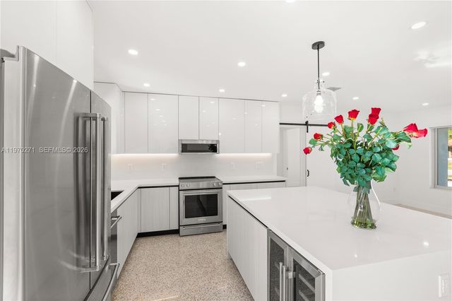 6030 SW 109th Ct, Miami, FL 33173