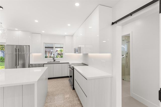 6030 SW 109th Ct, Miami, FL 33173