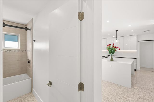 6030 SW 109th Ct, Miami, FL 33173