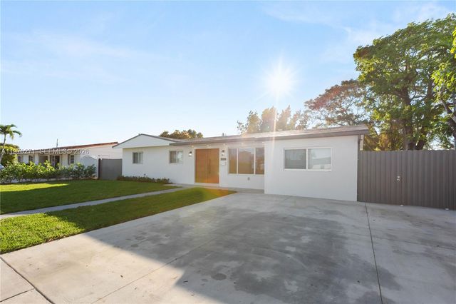 6030 SW 109th Ct, Miami, FL 33173