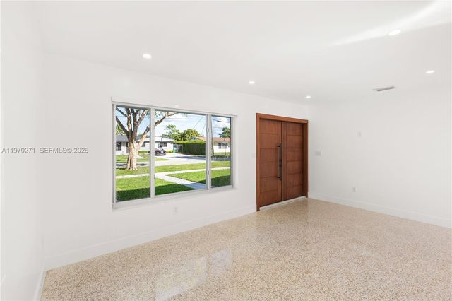 6030 SW 109th Ct, Miami, FL 33173