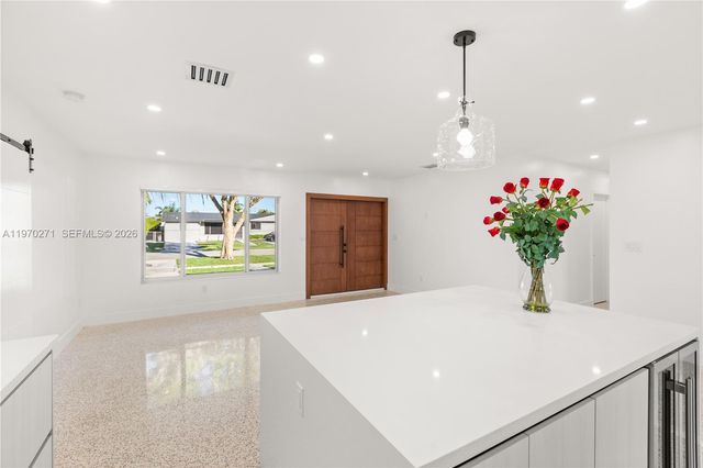 6030 SW 109th Ct, Miami, FL 33173