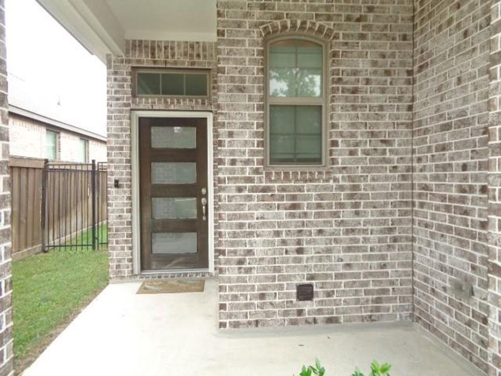 27029 Sofia Forest Drive, Magnolia, TX 77354