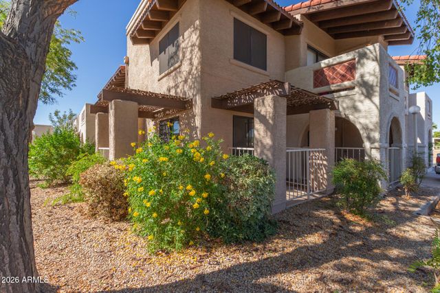 5757 W EUGIE Avenue 1010, Glendale, AZ 85304