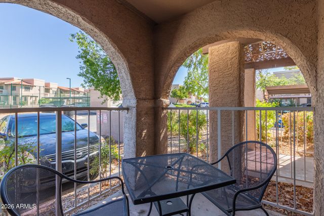 5757 W EUGIE Avenue 1010, Glendale, AZ 85304