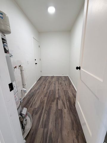 8906 Lexington Avenue NE, Albuquerque, NM 87112