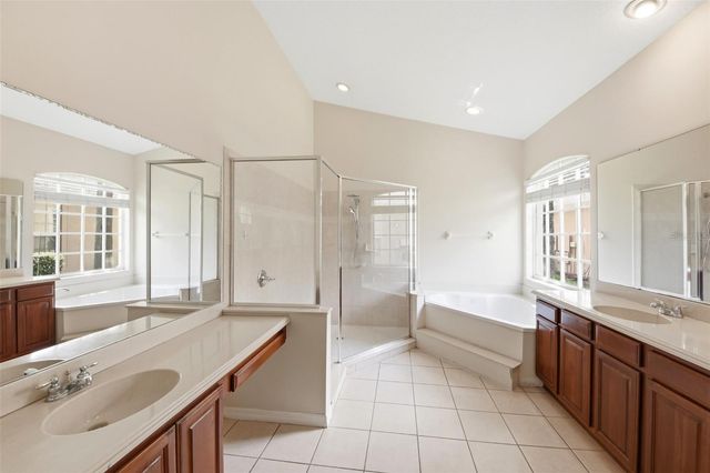 11027 SUMMERSPRING LAKES DRIVE, Orlando, FL 32825