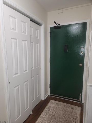 355 Lake Shore South C, Montague Twp., NJ 07827