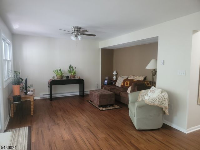 355 Lake Shore South C, Montague Twp., NJ 07827