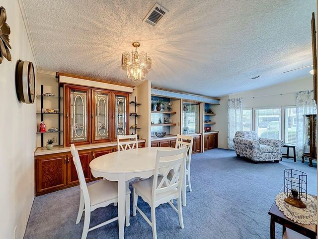 1690 NASSAU CIRCLE, Tavares, FL 32778