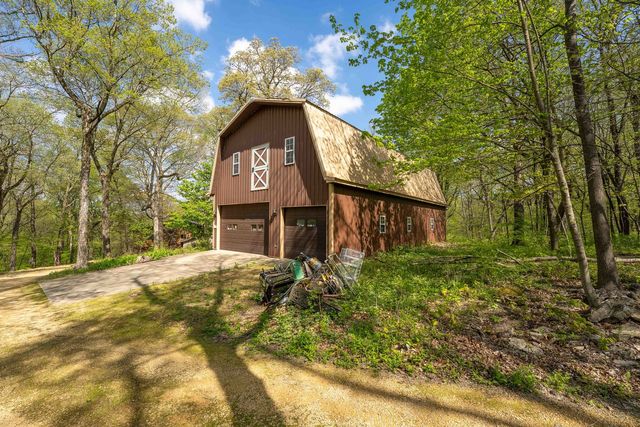 1479 Old Mill Road, Franklin Grove, IL 61031