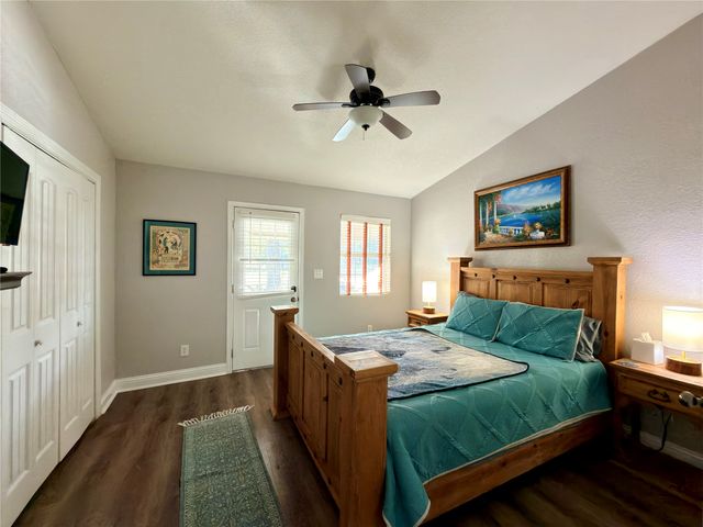 29029 COUNTY ROAD 2100, Kemp, TX 75143