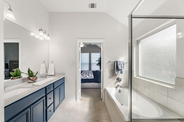 2233 Sauterne DR, Leander, TX 78641