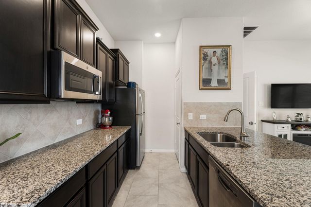 2233 Sauterne DR, Leander, TX 78641