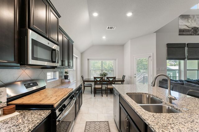 2233 Sauterne DR, Leander, TX 78641