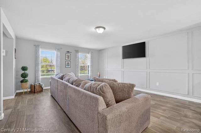 7205 Timberline Drive, Flint, MI 48507