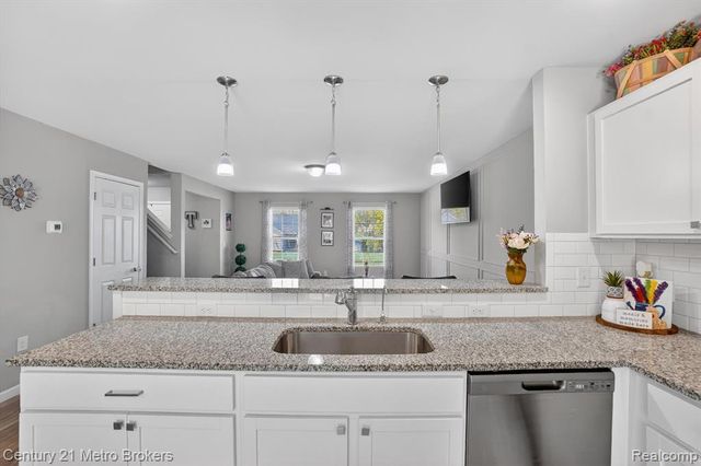 7205 Timberline Drive, Flint, MI 48507