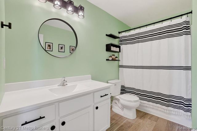 7205 Timberline Drive, Flint, MI 48507