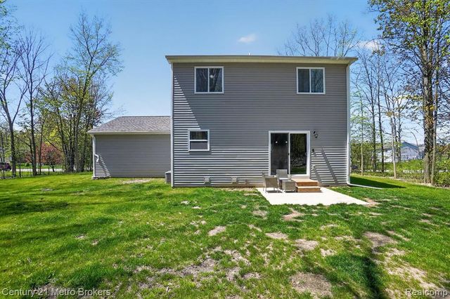 7205 Timberline Drive, Flint, MI 48507