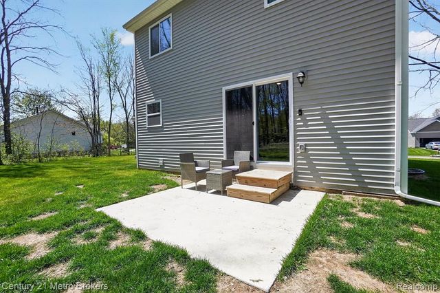 7205 Timberline Drive, Flint, MI 48507