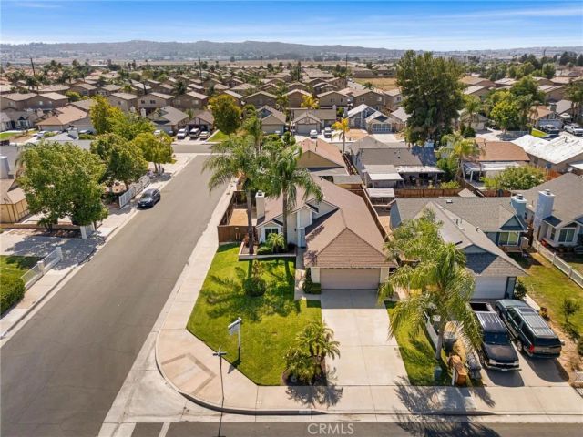 2312 Cloverfield, Perris, CA 92571