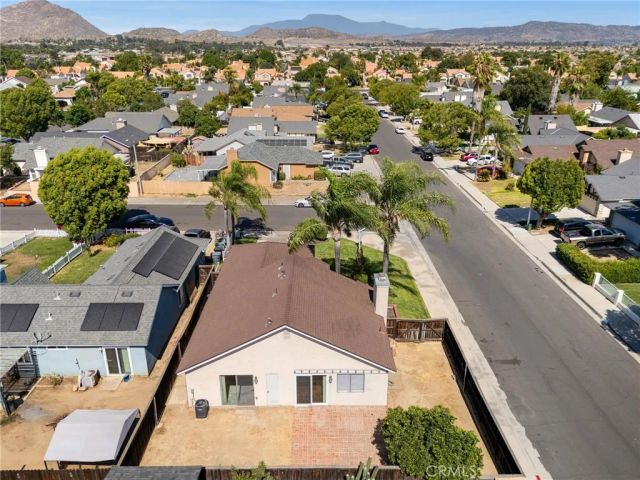 2312 Cloverfield, Perris, CA 92571