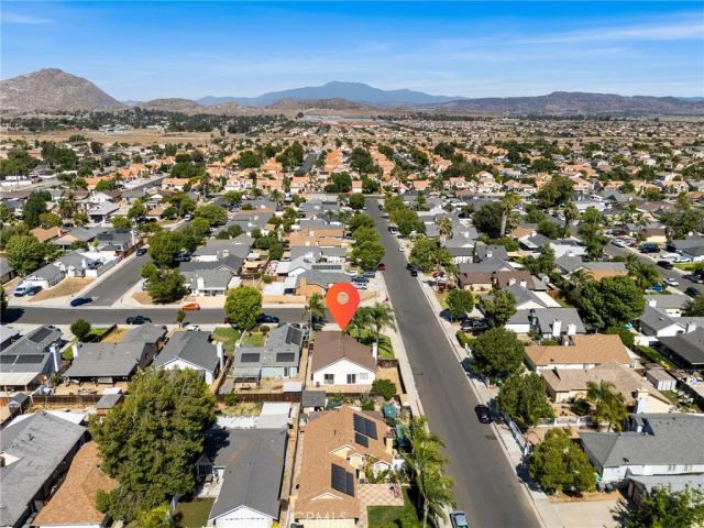 2312 Cloverfield, Perris, CA 92571