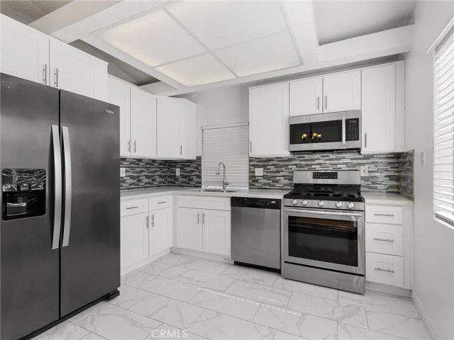2312 Cloverfield, Perris, CA 92571