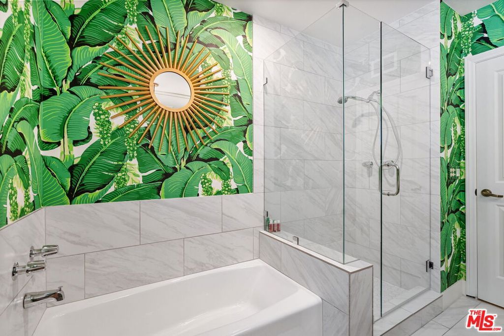 Image 29 of property listing at 12004 Briarvale Lane, Studio City, CA 91604