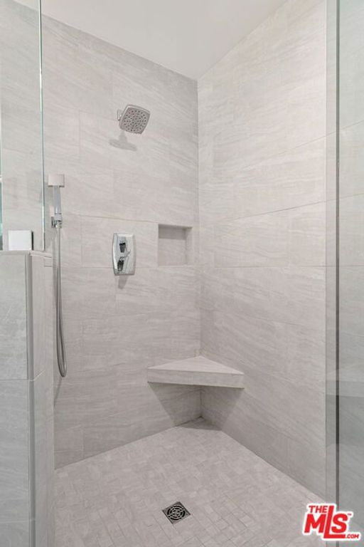 Image 41 of property listing at 12004 Briarvale Lane, Studio City, CA 91604