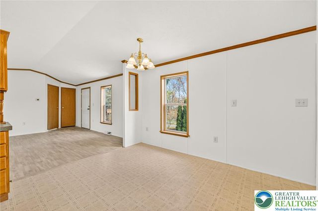 5 Woodview Court, Moore Twp, PA 18014