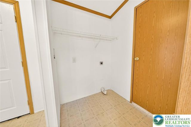 5 Woodview Court, Moore Twp, PA 18014