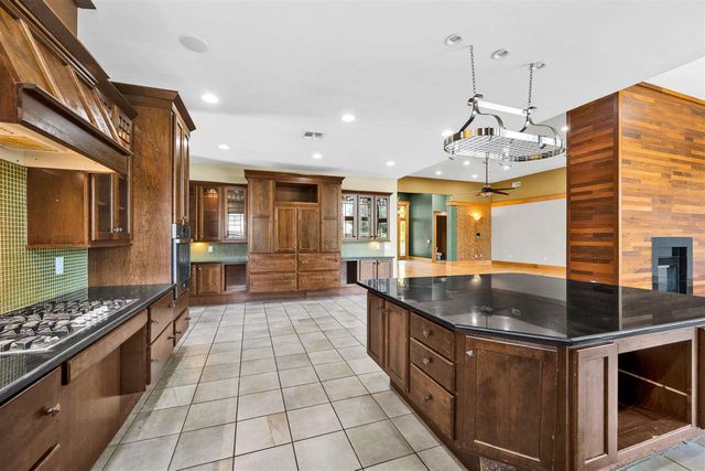 6417 NW Euclid Ave, Lawton, OK 73505