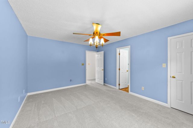 2712 Quail Point Drive, Raleigh, NC 27603