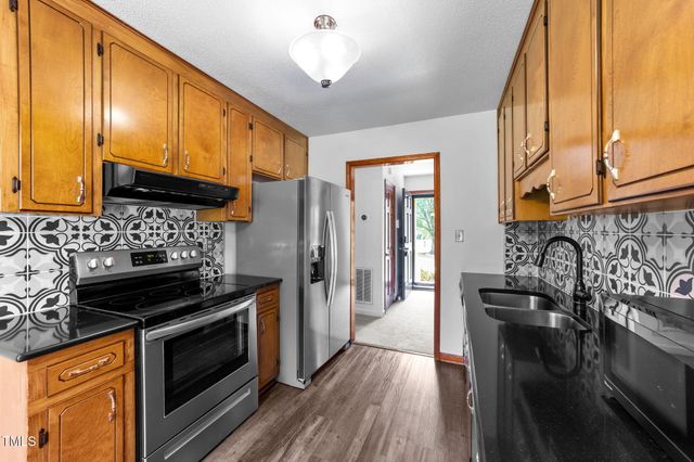 2712 Quail Point Drive, Raleigh, NC 27603
