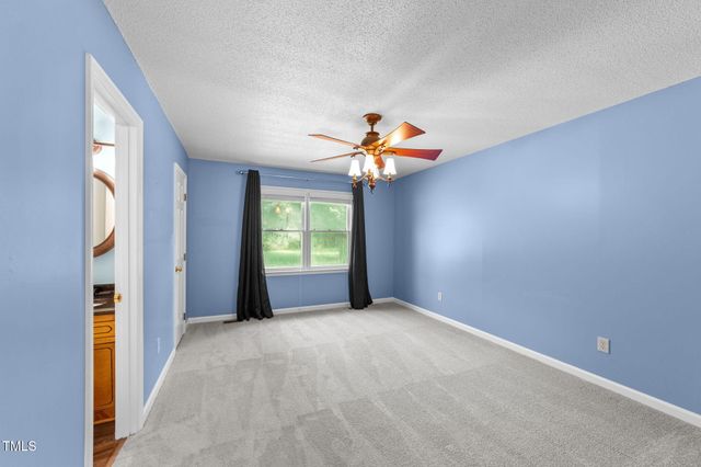 2712 Quail Point Drive, Raleigh, NC 27603