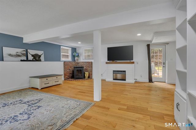 51 Mount Vernon Avenue, Waterbury, CT 06708