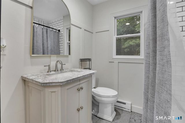 51 Mount Vernon Avenue, Waterbury, CT 06708