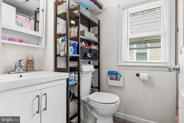 59 W 1ST AVE, West Deptford, NJ 08051