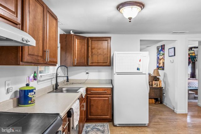 59 W 1ST AVE, West Deptford, NJ 08051